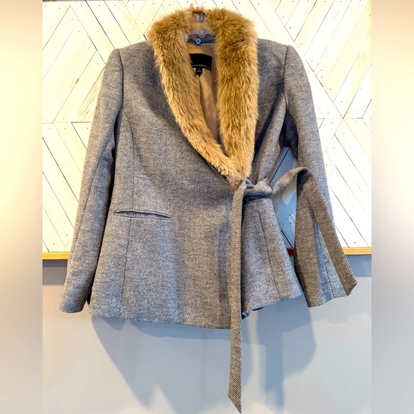 Banana Republic woven wool blazer with removable faux fur colar! petite 4 - Picture 1 of 7